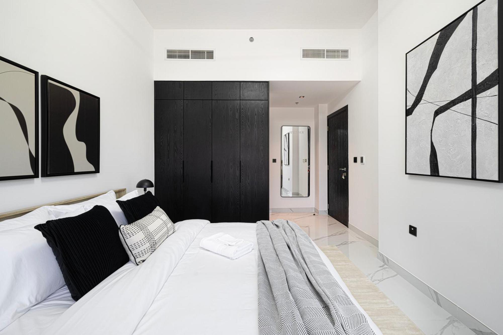 Apartment Brand New 1br With Pool, Sauna & Gym Dubai