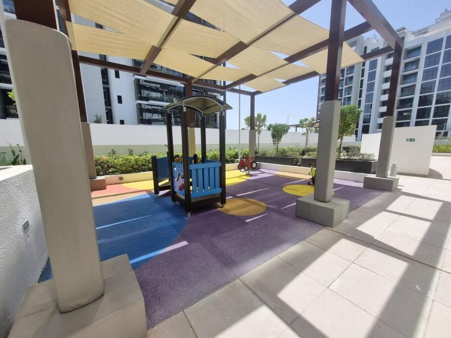 Azizi Riviera - 12min From Downtown * Dubai