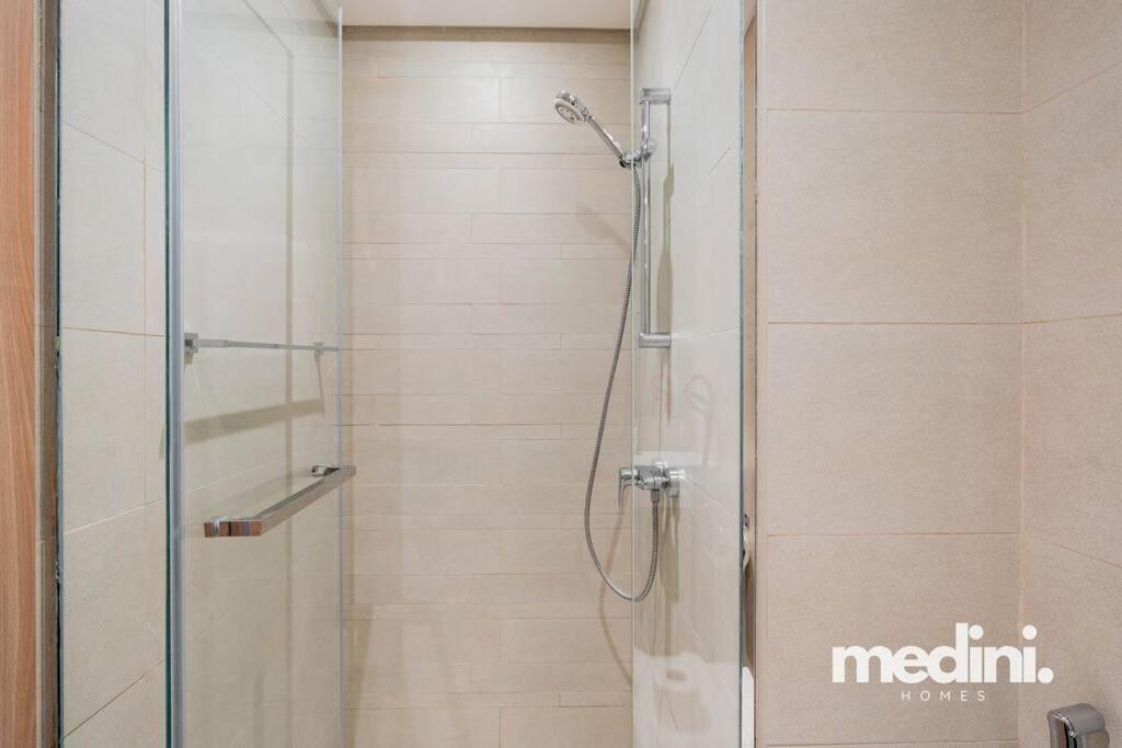 Azizi Riviera - 12min From Downtown Apartment
