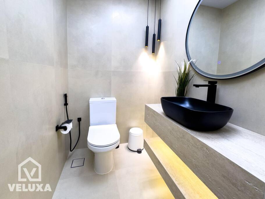 Veluxa - Amazing 1 Bed In Jvc * Dubai