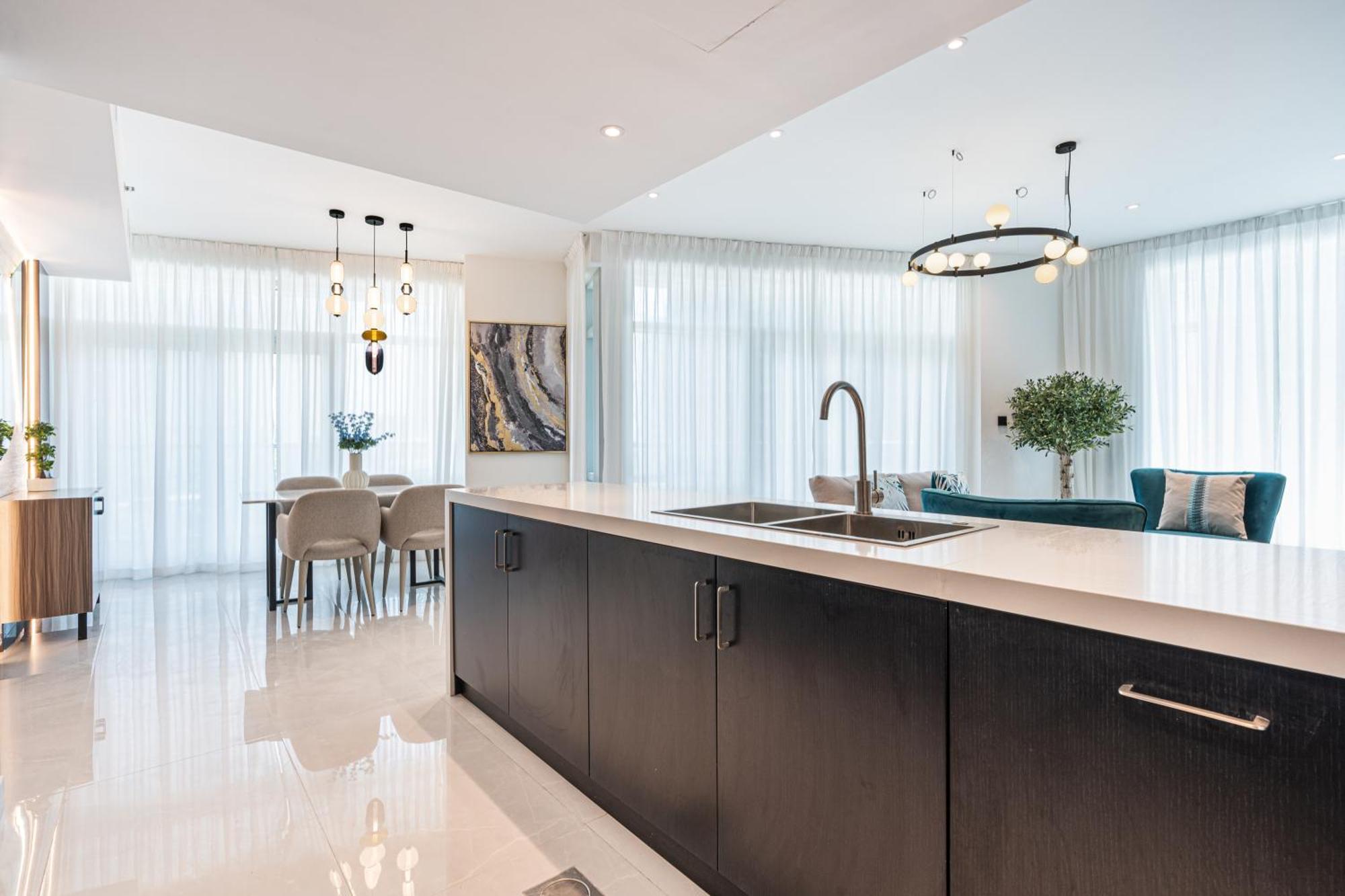 Elegant & Cozy 2br In The Heart Of Downtown