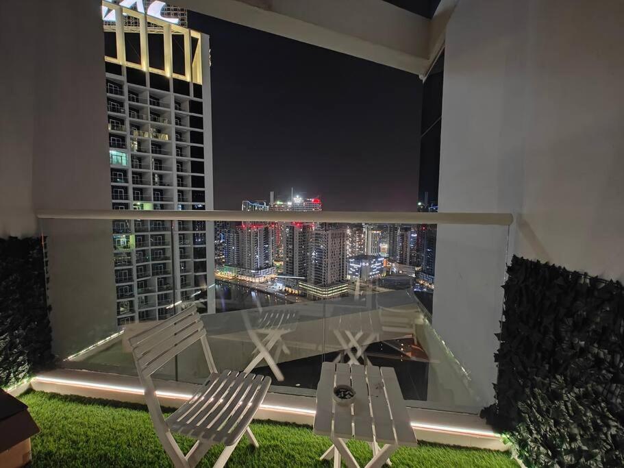 Lemodcasa - Modern Chic Apartment