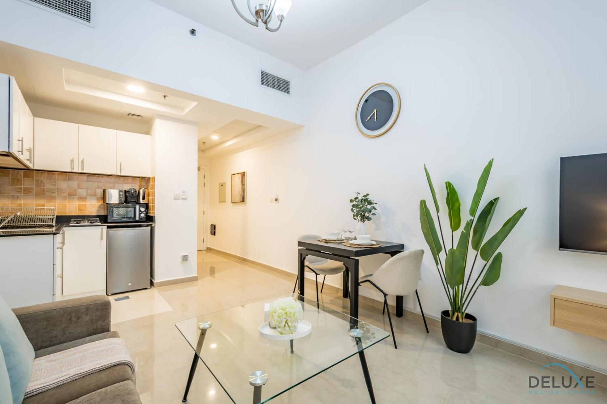 Apartment Modern In Hanover Square, Jumeirah Village Circle By Deluxe Homes Dubai