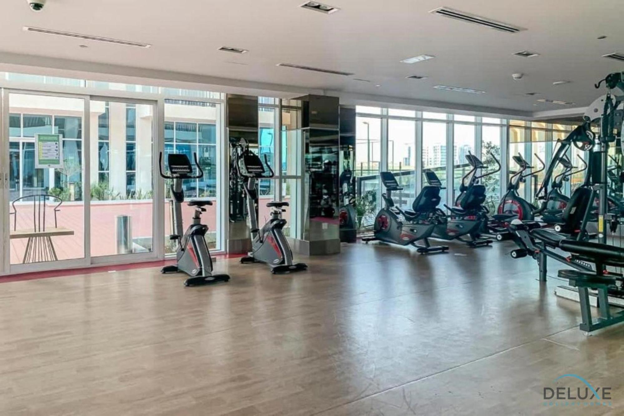 Inviting In Starz Tower 1, Al Furjan By Deluxe Homes Apartment *