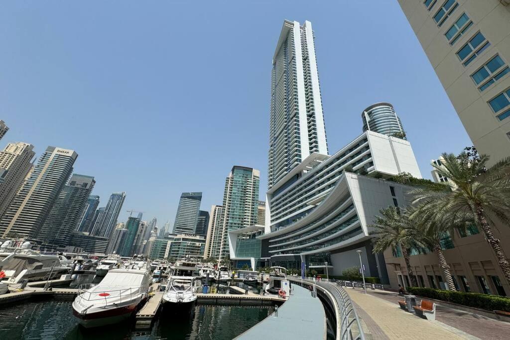 Vida Marina Residences Apartment