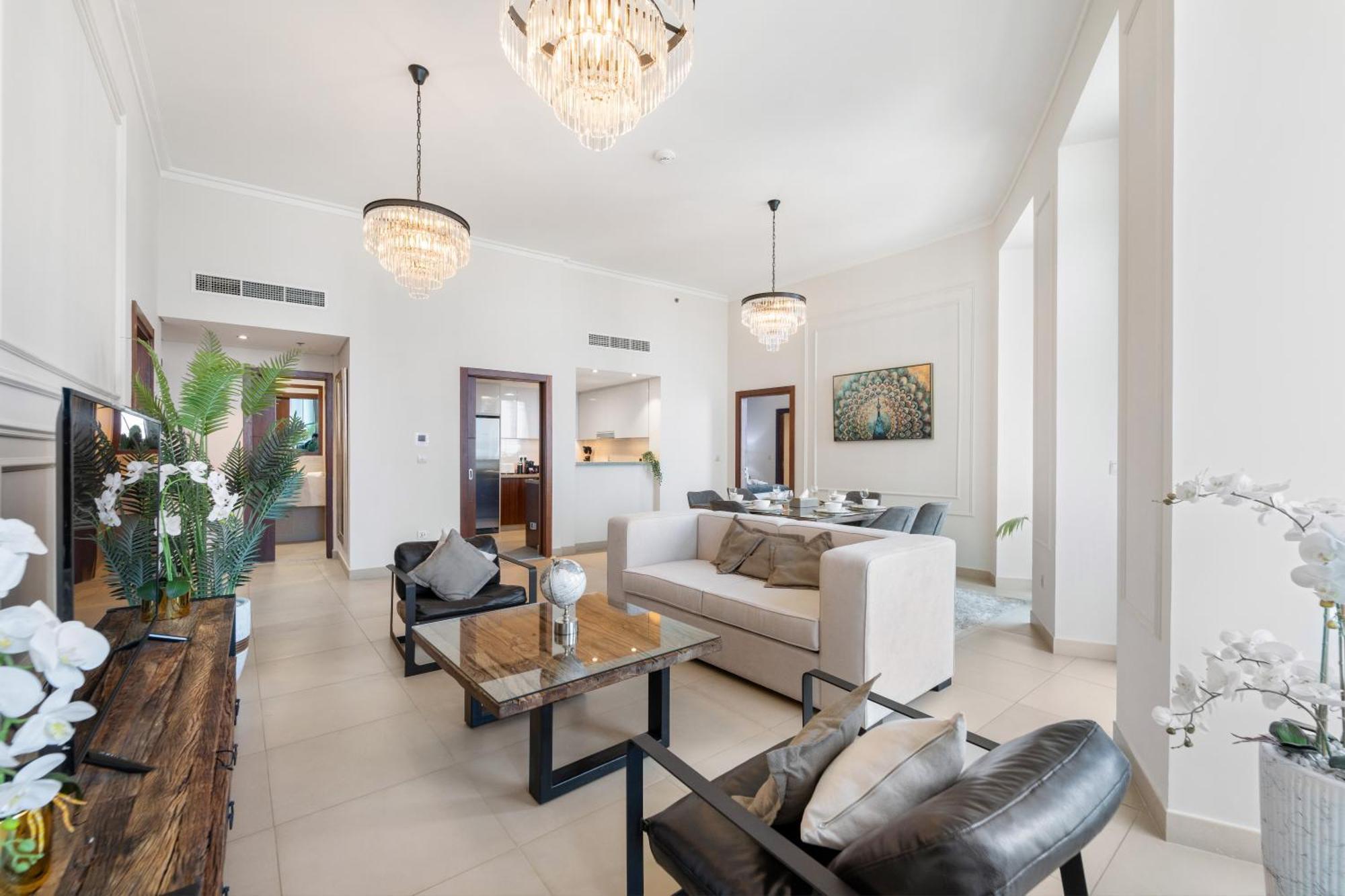 Apartment Stylish 2br In Downtown With Sea And Views Dubai