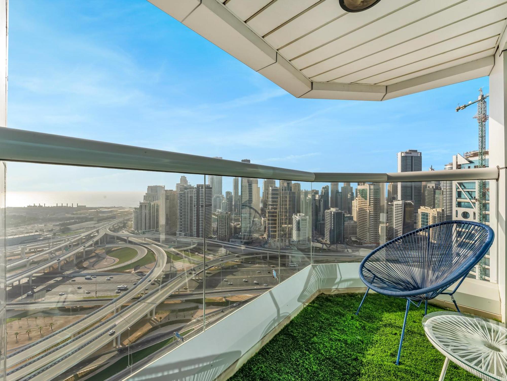 Stunning Panoramic Sea & Marina Skyline View Dubai