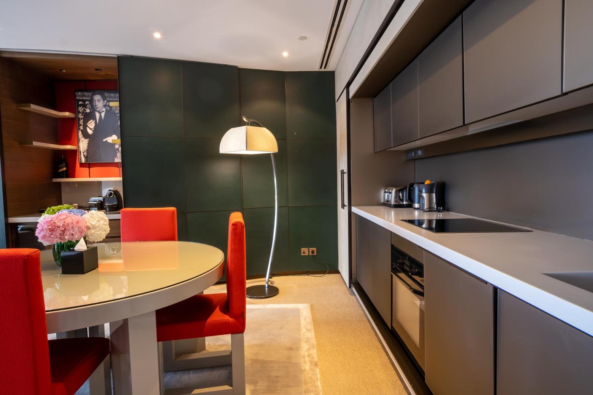 Apartment Lux 1-br In Armani Residences