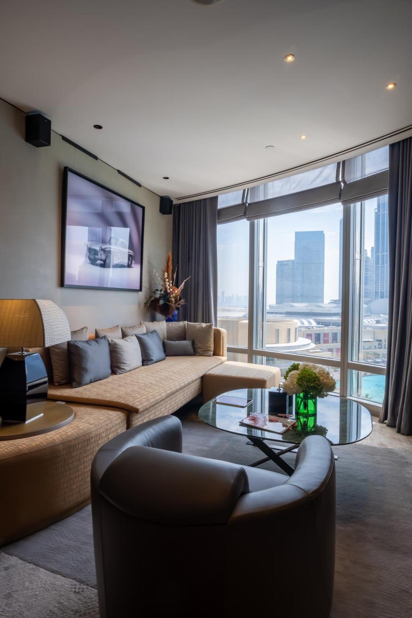 Lux 1-br In Armani Residences Apartment