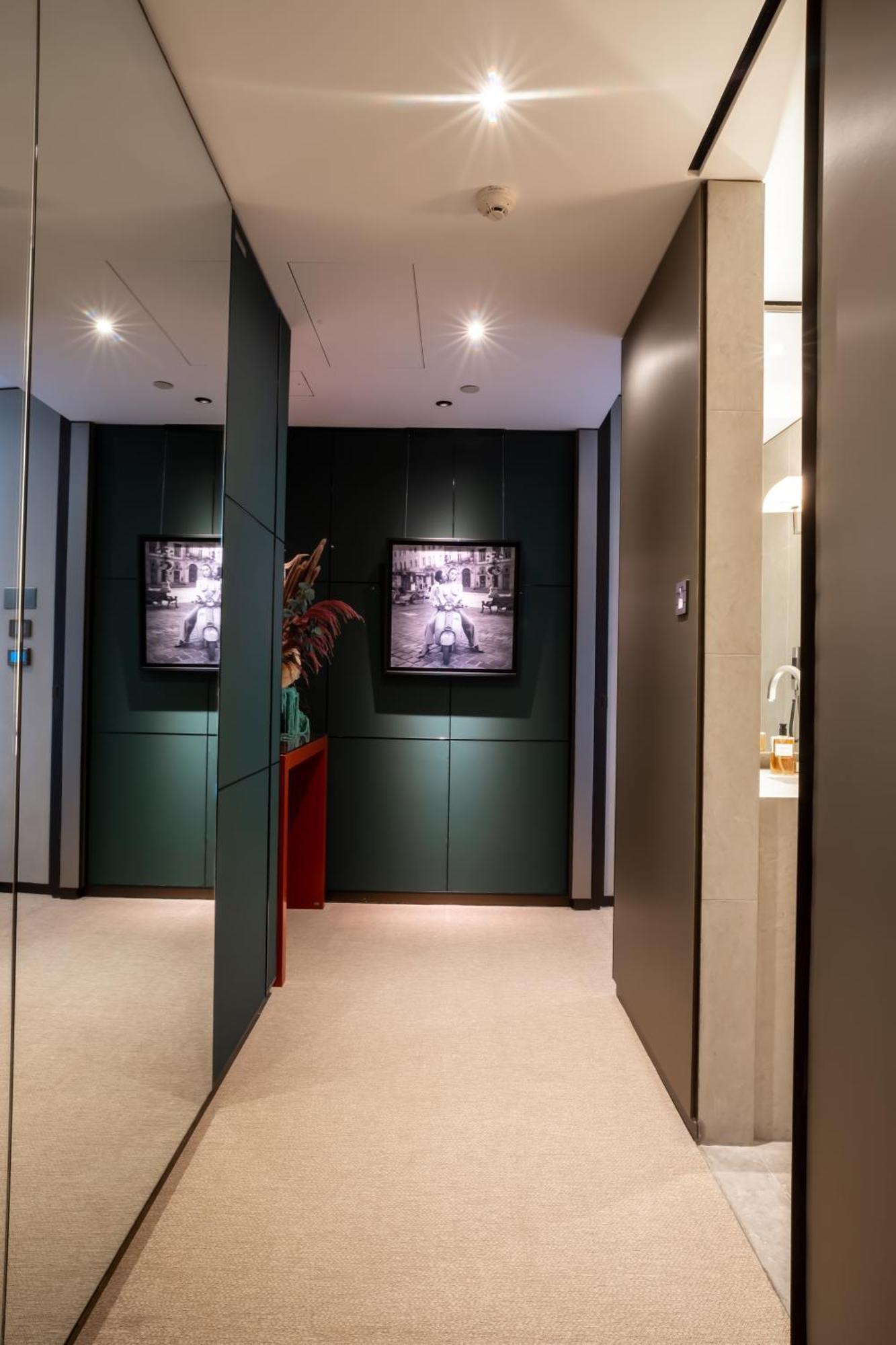 Lux 1-br In Armani Residences Apartment *