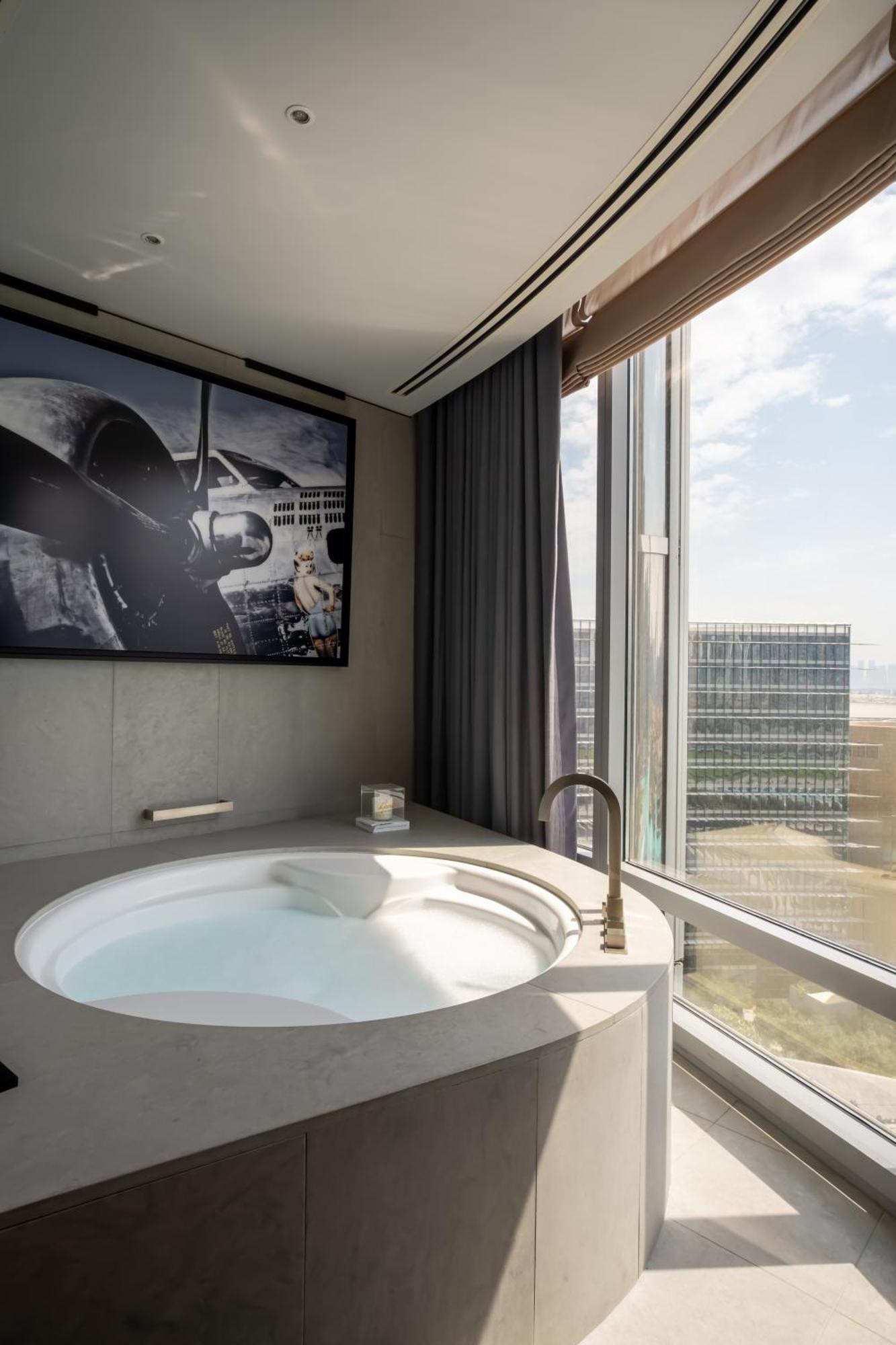 Lux 1-br In Armani Residences Dubai