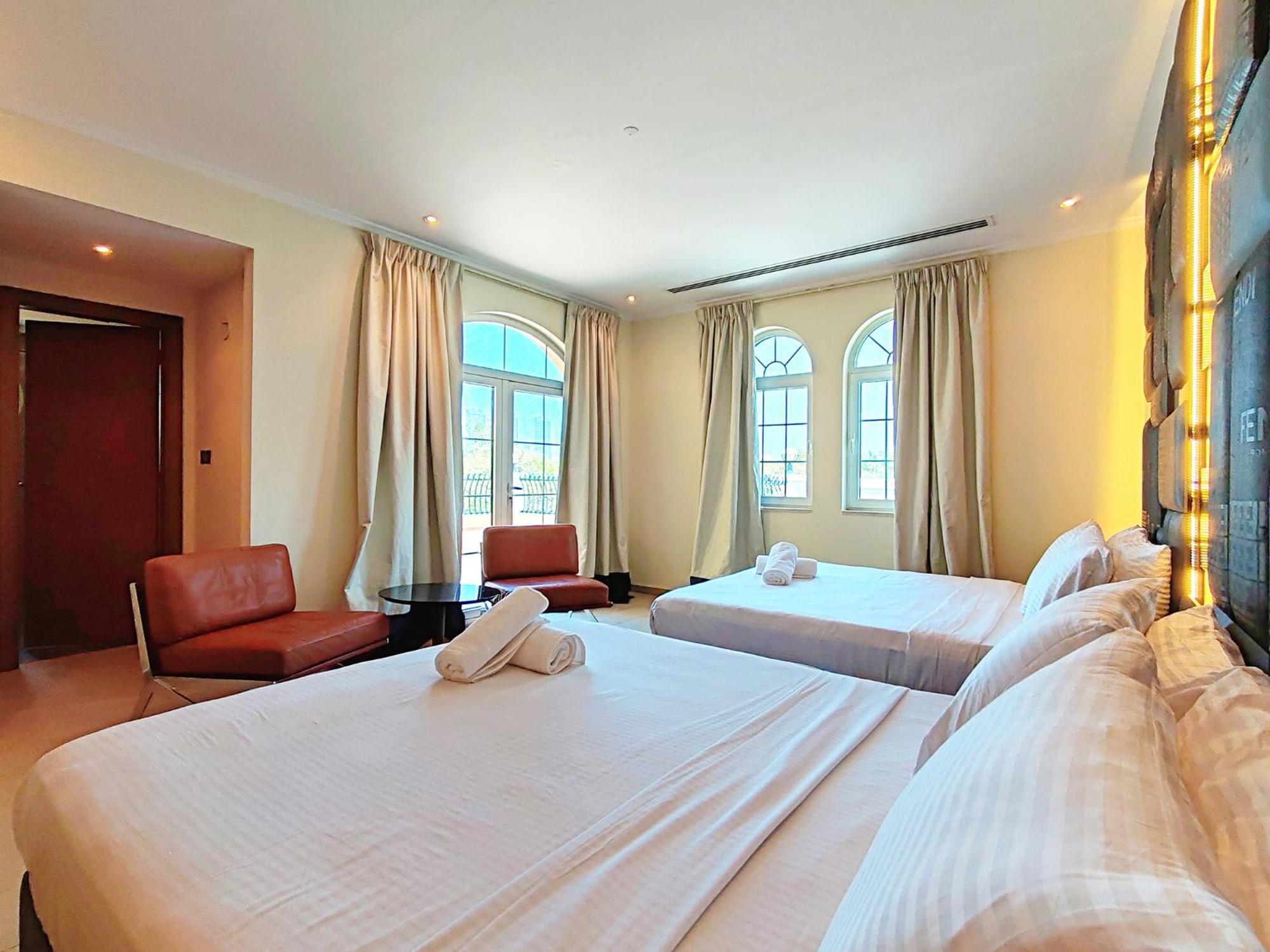 Villa Royal Private Pool, Lux 7-bedroom On Marina