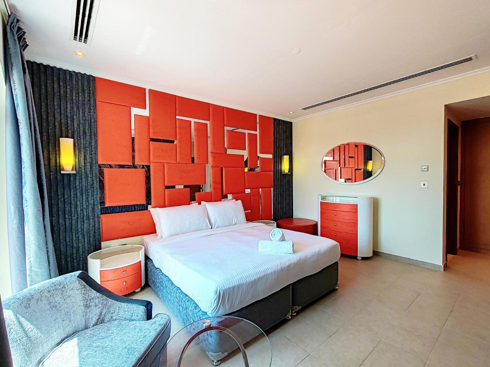 Villa Royal Private Pool, Lux 7-bedroom On Marina Dubai