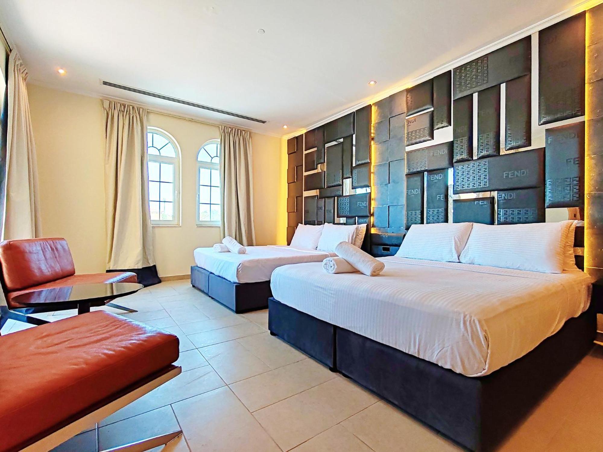 Royal Private Pool, Lux 7-bedroom On Marina * Dubai