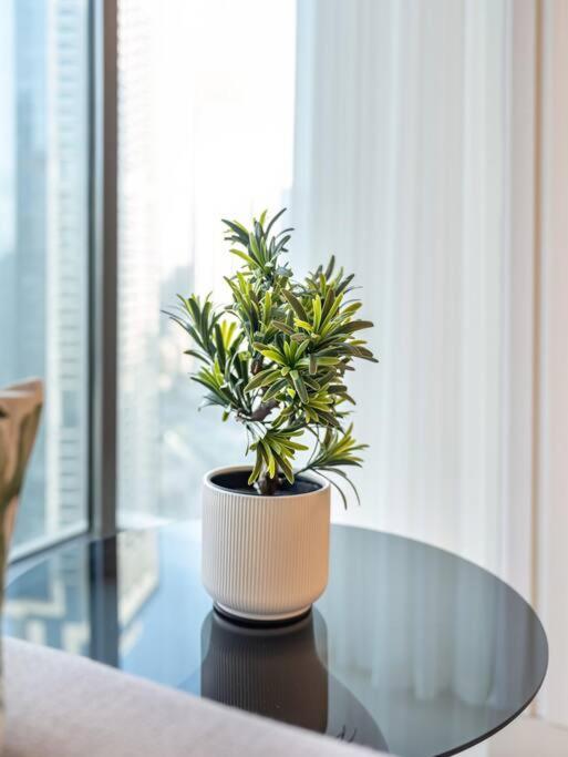 2br-fountain & Burj Khalifa View - Near Mall * Dubai