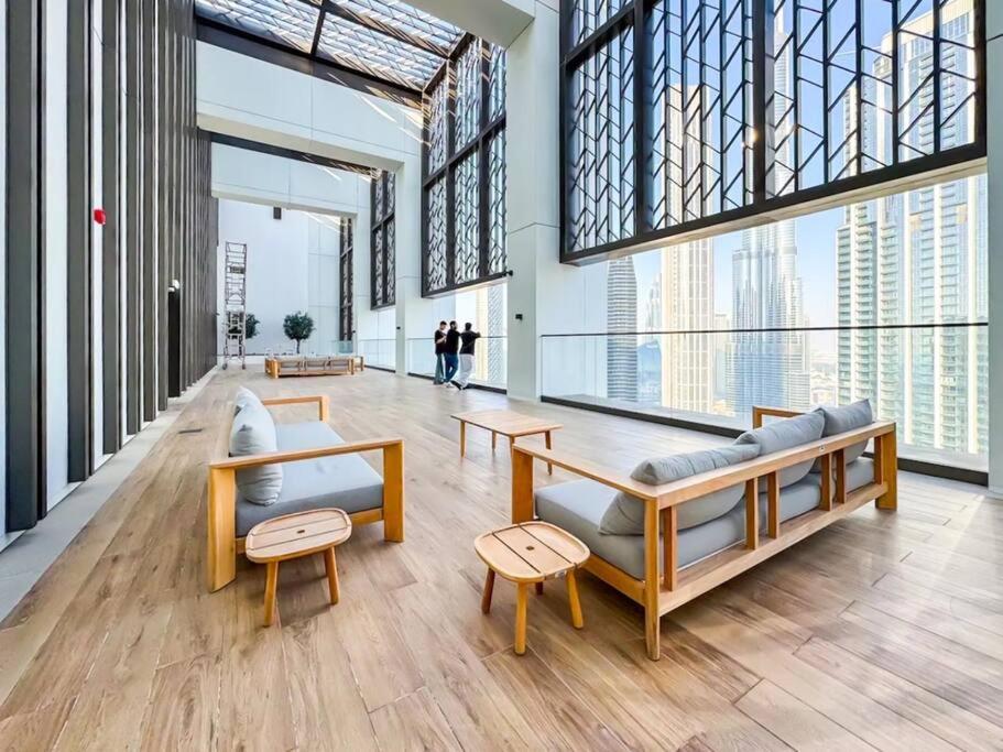 2br-fountain & Burj Khalifa View - Near Mall Apartment