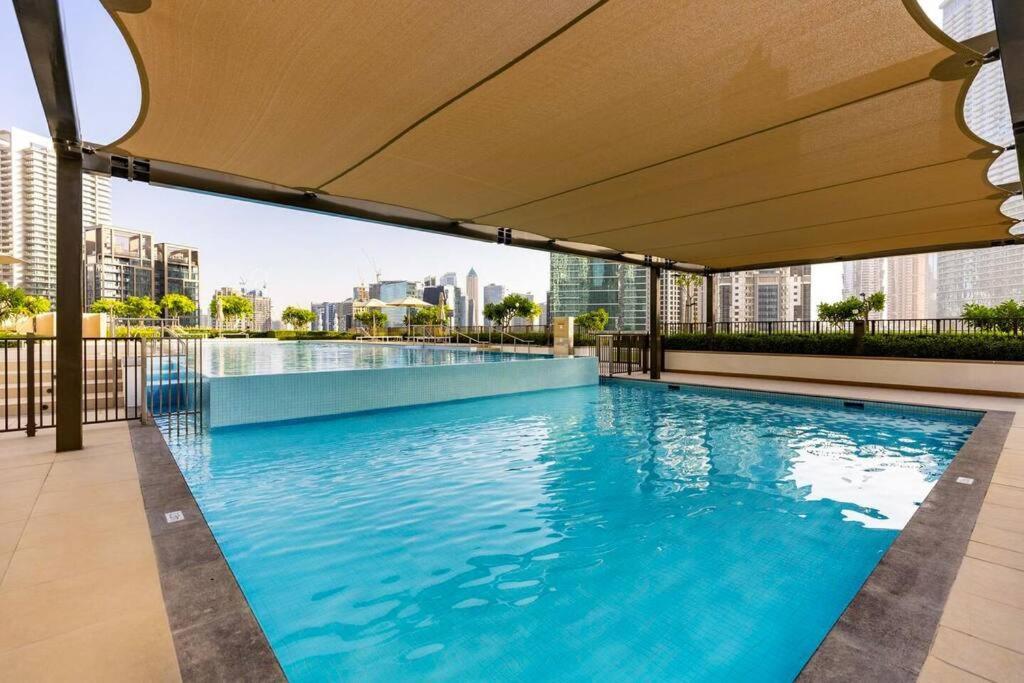 2br-fountain & Burj Khalifa View - Near Mall Apartment