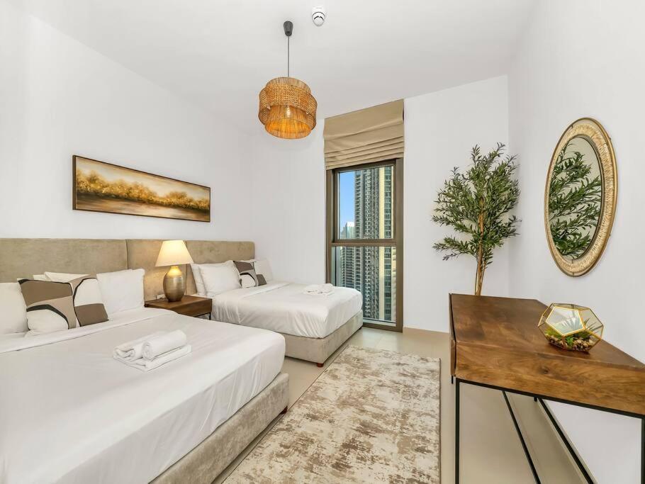 2br-fountain & Burj Khalifa View - Near Mall Apartment *
