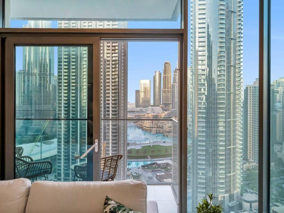 2br-fountain & Burj Khalifa View - Near Mall Apartment *