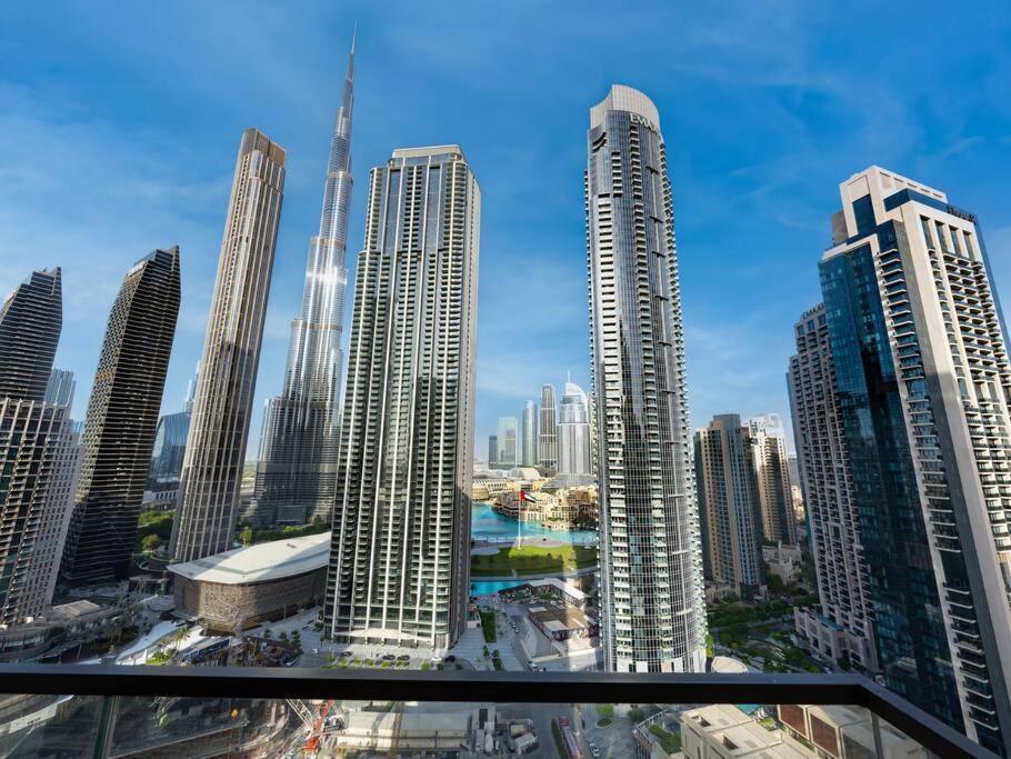 2br-fountain & Burj Khalifa View - Near Mall Apartment