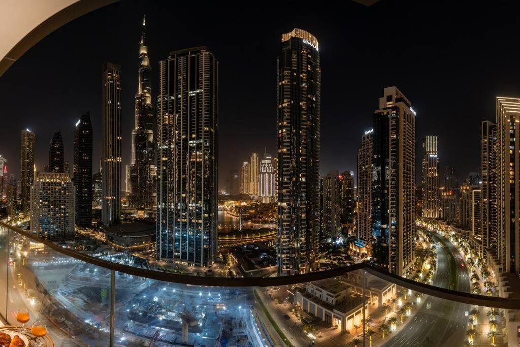 2br-fountain & Burj Khalifa View - Near Mall Apartment Dubai