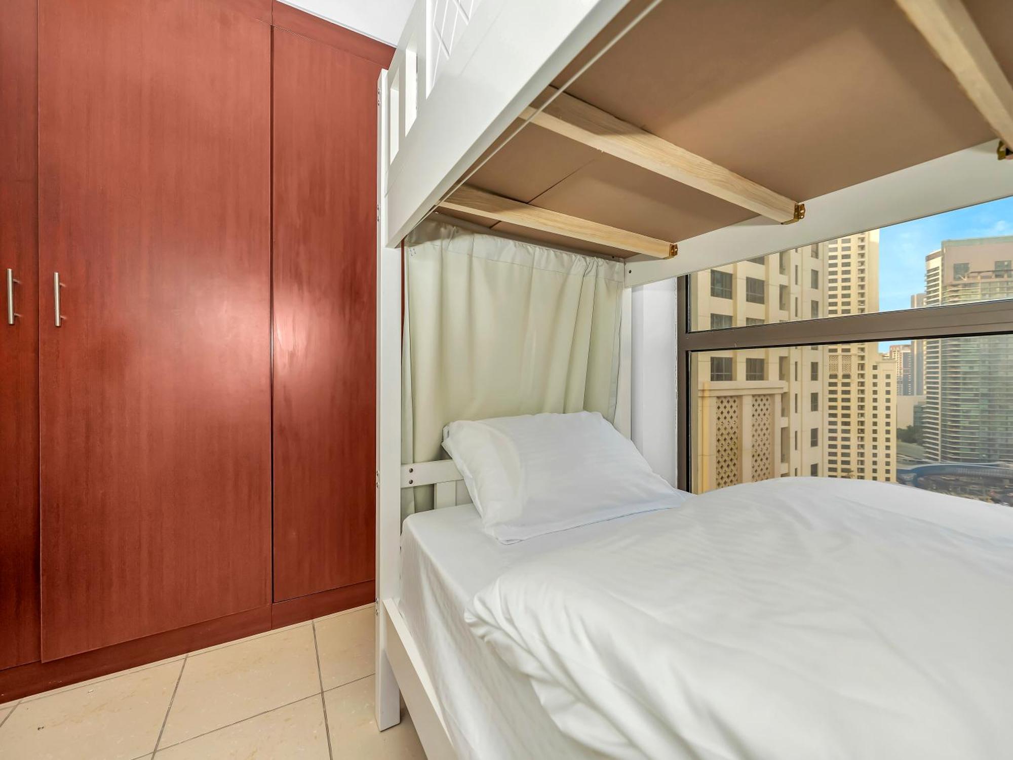 Hostel Seaside Marina View Dubai