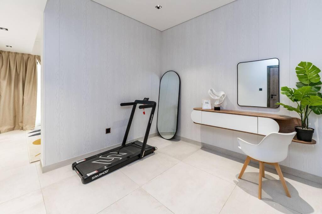 Marwa Heights 1bedroom - Ezytrac Apartment *