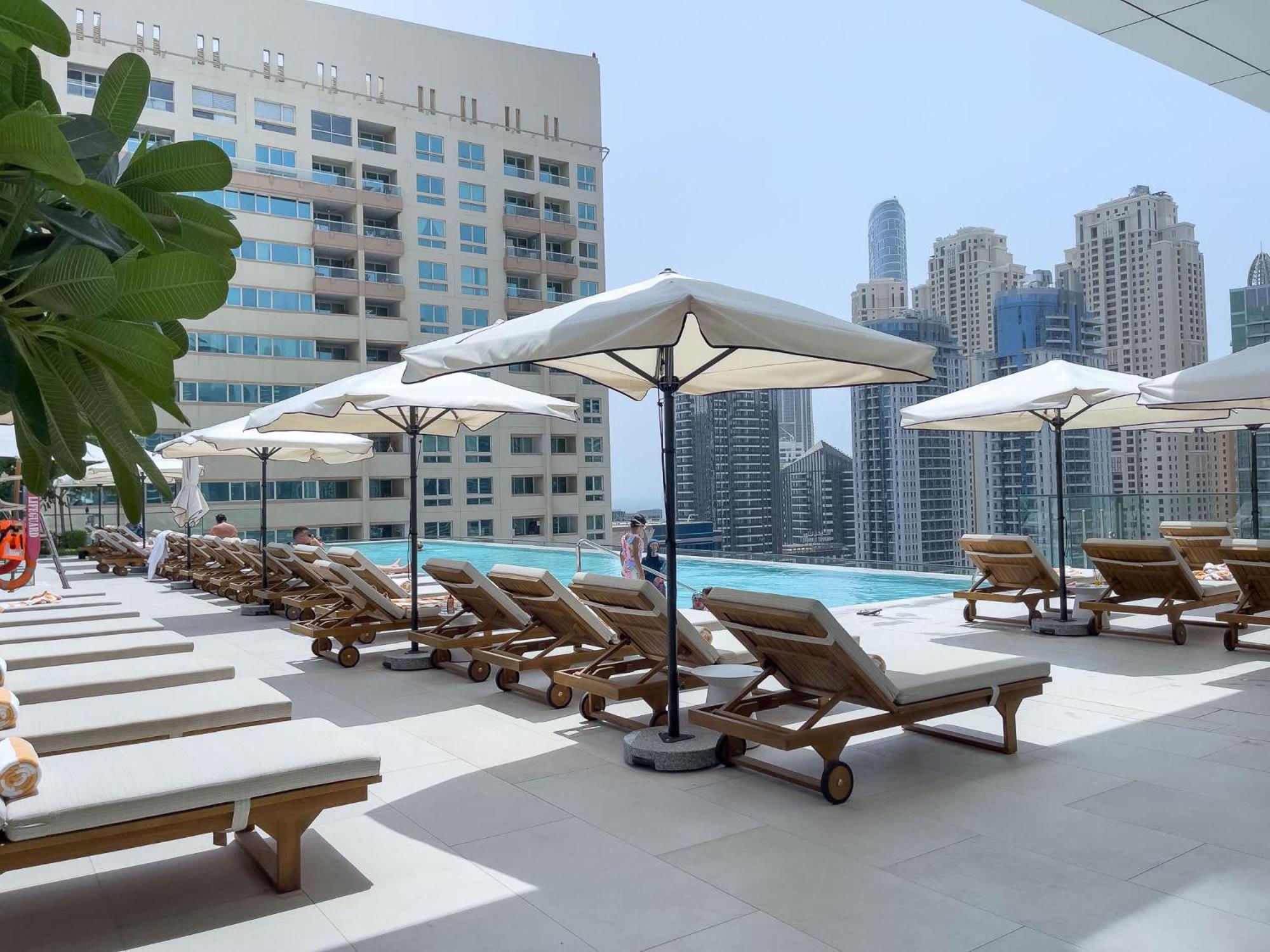 Stylish 3-bedrooms With An Elegant Dining Area In The Heart Of Marina! Dubai