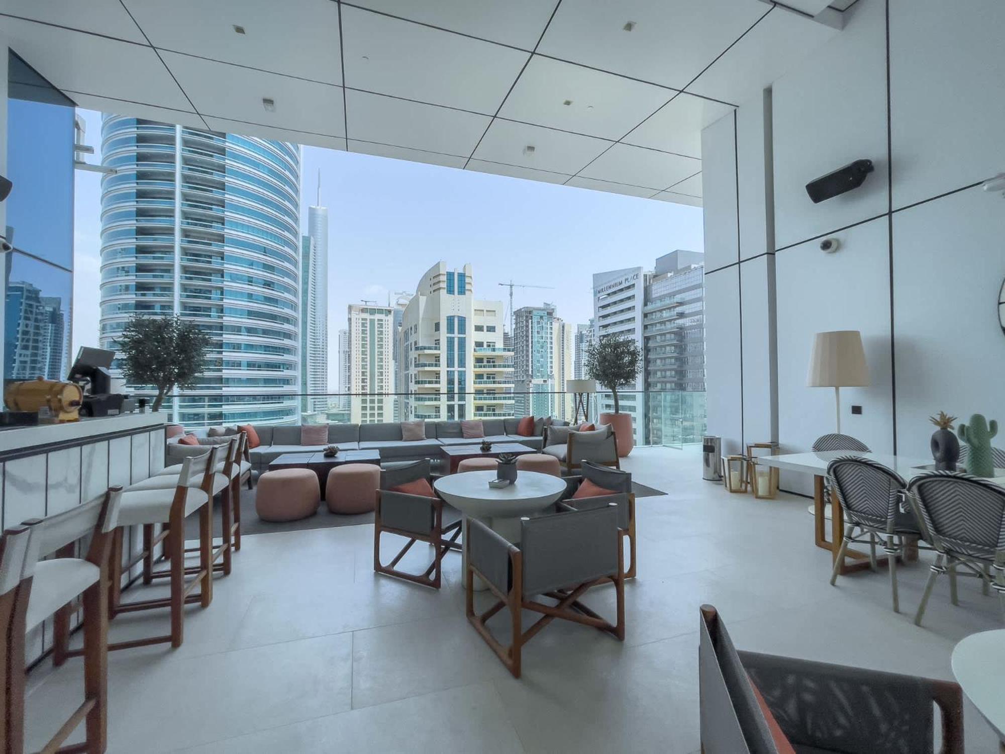 Stylish 3-bedrooms With An Elegant Dining Area In The Heart Of Marina! Dubai