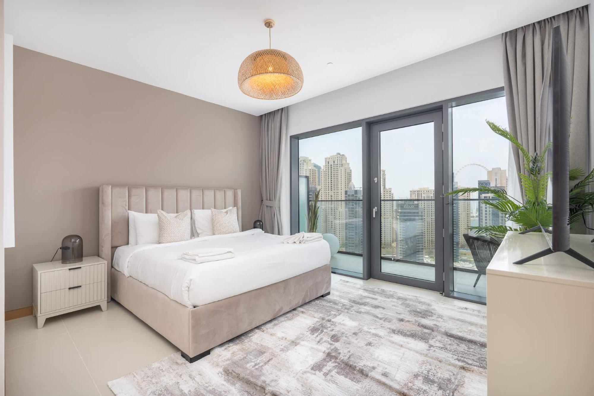 Stylish 3-bedrooms With An Elegant Dining Area In The Heart Of Marina! Apartment Dubai