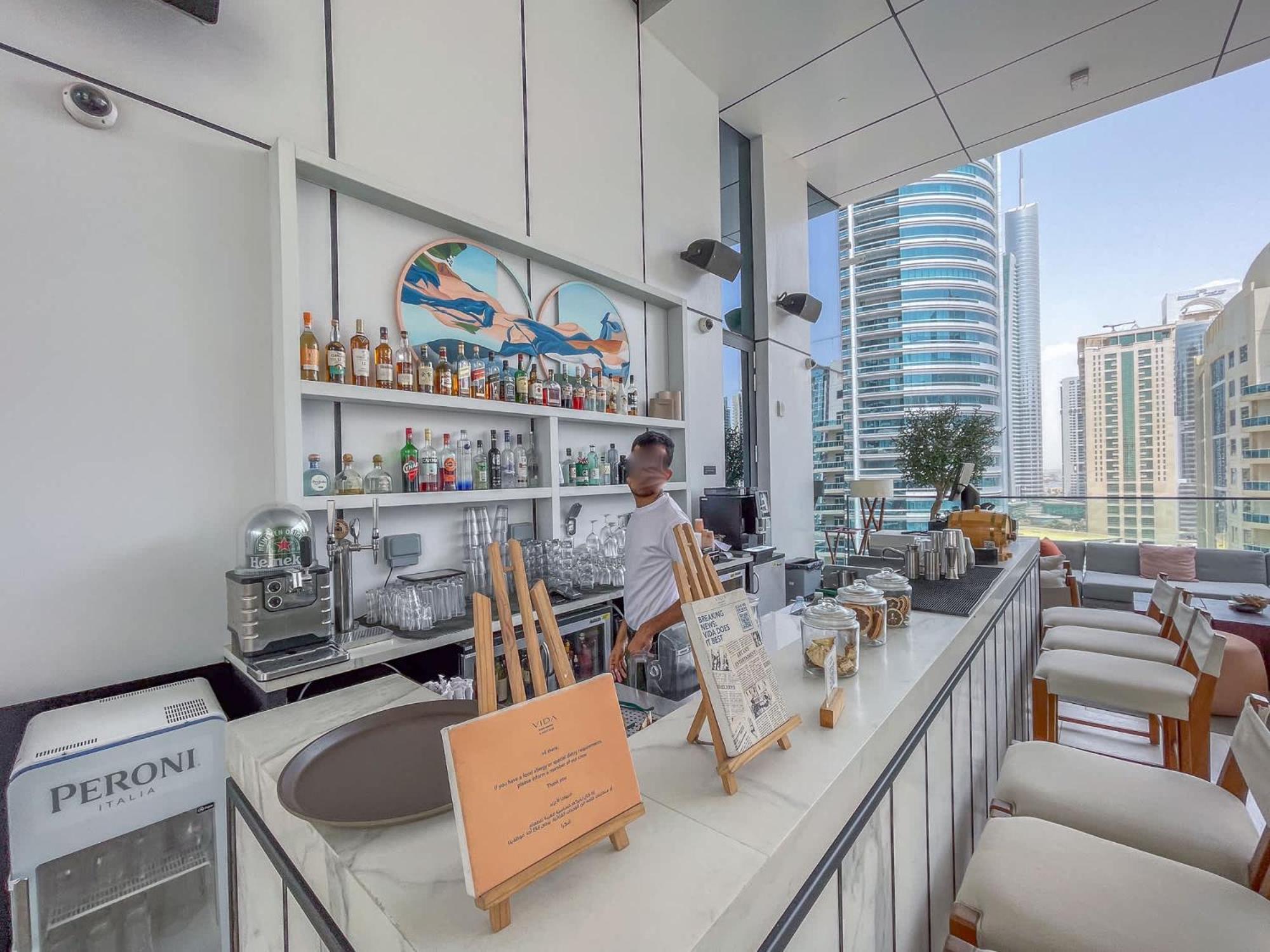 Apartment Stylish 3-bedrooms With An Elegant Dining Area In The Heart Of Marina! *