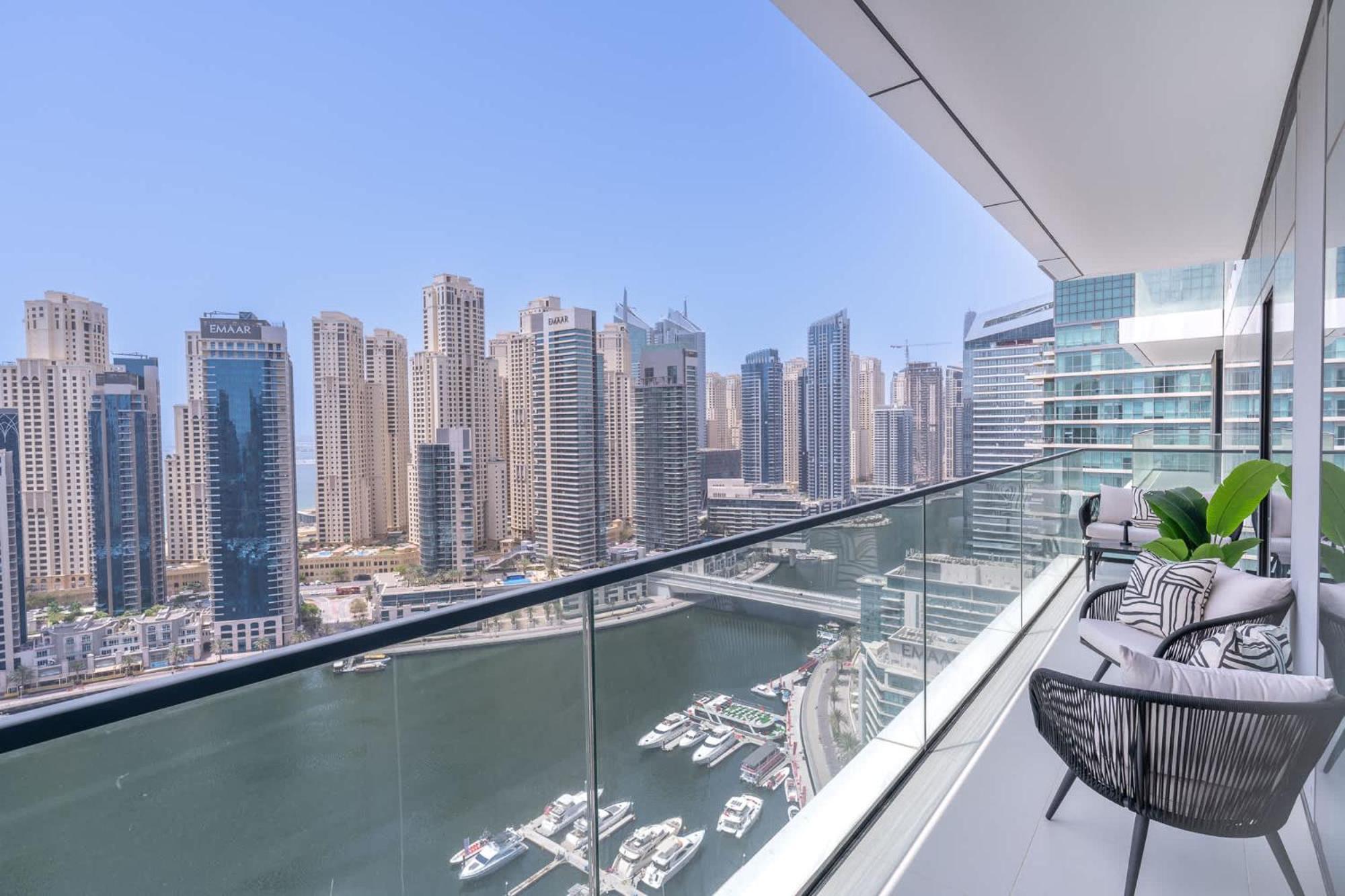 Stylish 3-bedrooms With An Elegant Dining Area In The Heart Of Marina! Apartment Dubai