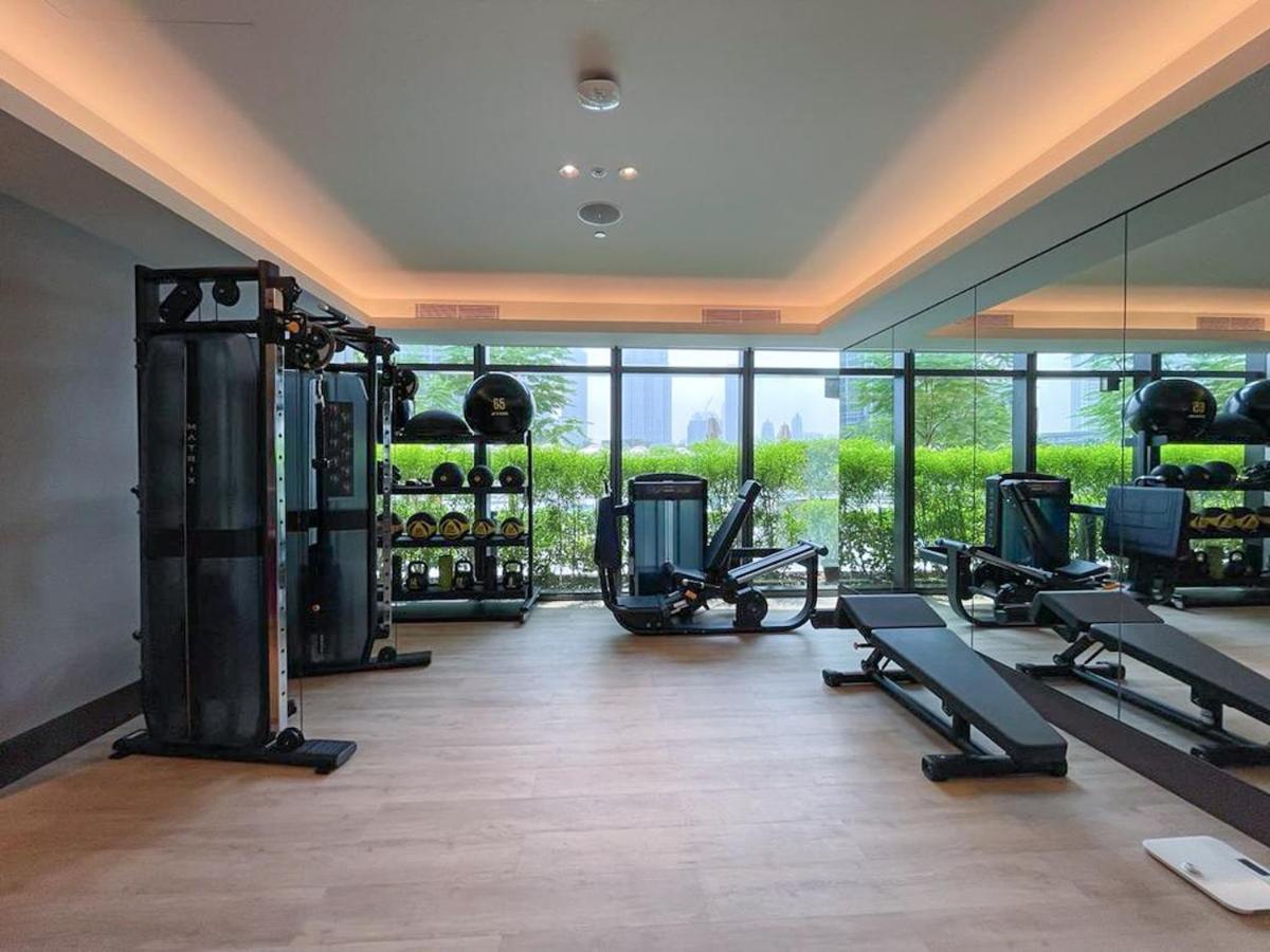 Chic For 4 With Burj Khalifa Views Apartment *