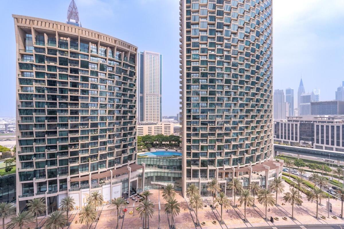 Chic For 4 With Burj Khalifa Views Apartment