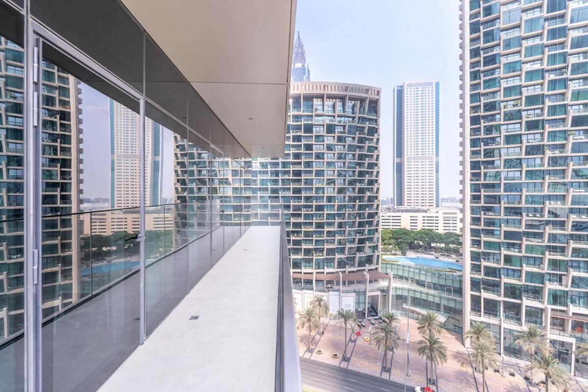 Chic For 4 With Burj Khalifa Views Apartment Dubai