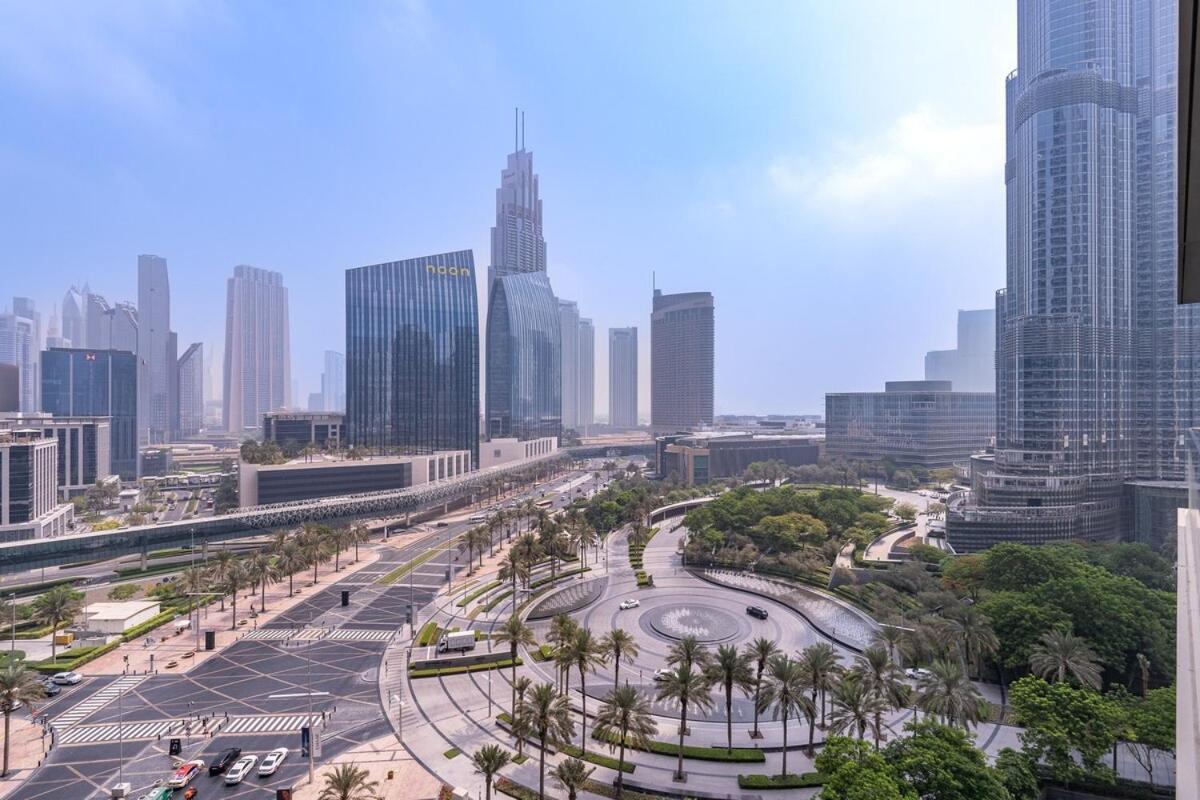 Chic For 4 With Burj Khalifa Views Apartment