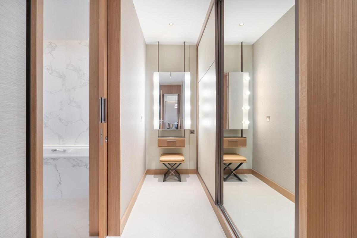 Chic For 4 With Burj Khalifa Views Apartment Dubai