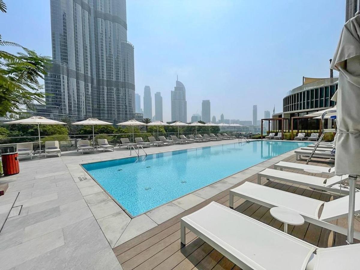Apartment Chic For 4 With Burj Khalifa Views Dubai