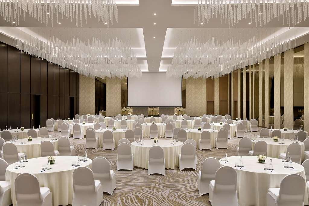Embassy By Hilton Business Bay Hotel *