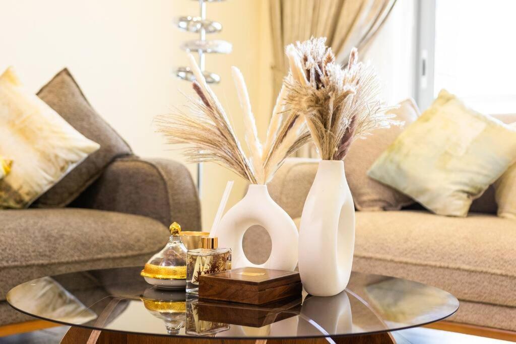 Apartment Lux Two Br W Sea Views From In Marina *