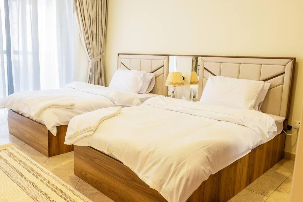 Lux Two Br W Sea Views From In Marina Apartment Dubai