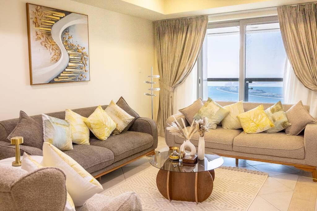 Lux Two Br W Sea Views From In Marina Dubai