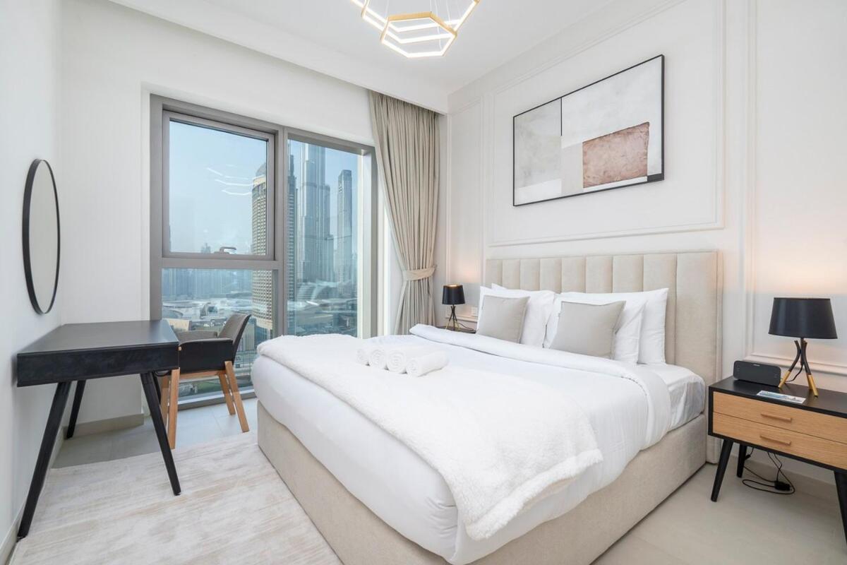 Apartment Beautiful 2-br Flat In Downtown Luxury Living At Its *