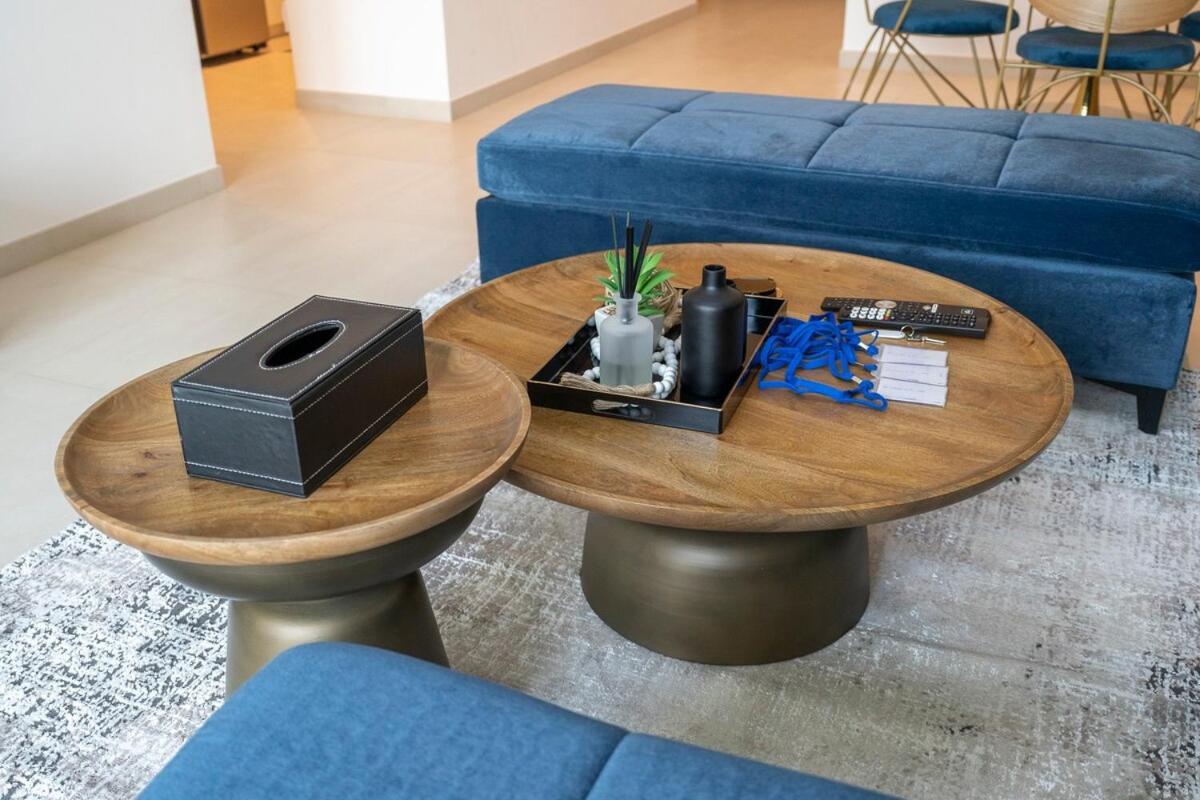 Beautiful 2-br Flat In Downtown Luxury Living At Its *