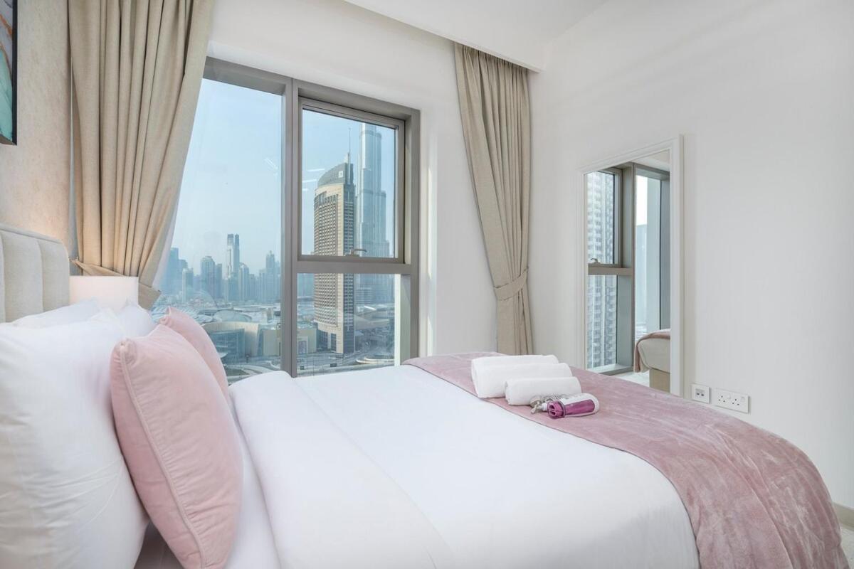 Apartment Beautiful 2-br Flat In Downtown Luxury Living At Its *