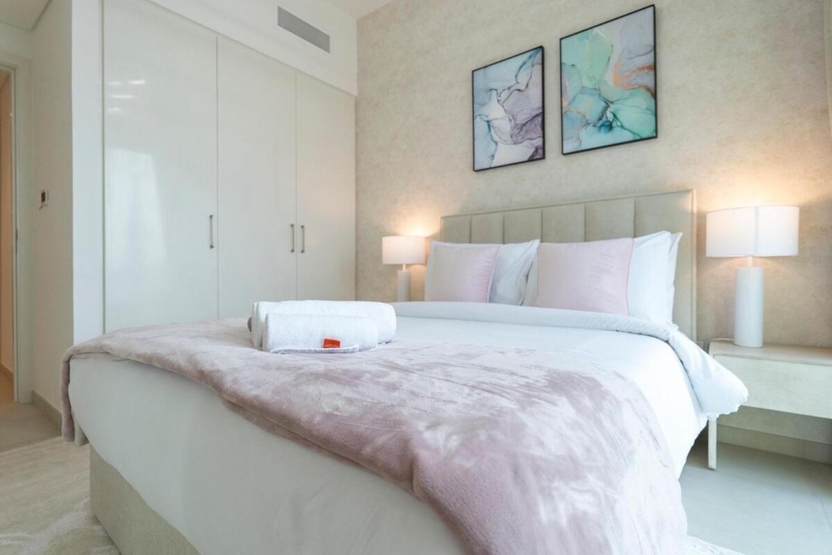 Beautiful 2-br Flat In Downtown Luxury Living At Its Dubai