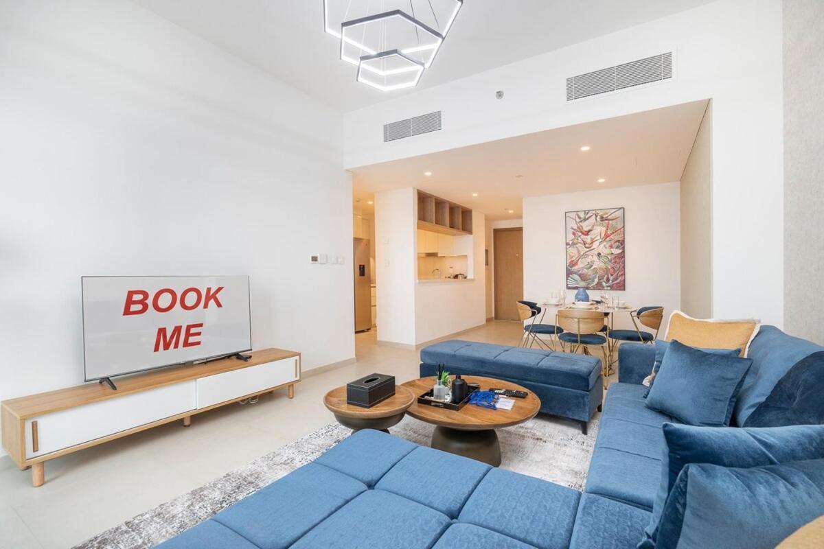 Beautiful 2-br Flat In Downtown Luxury Living At Its Apartment *