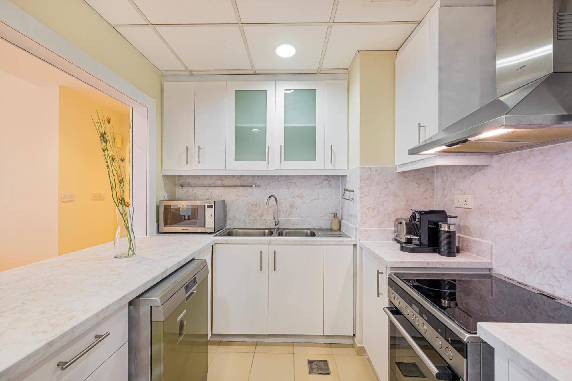 Apartment Daniels 2br At Rimal Jbr With Marina View Dubai