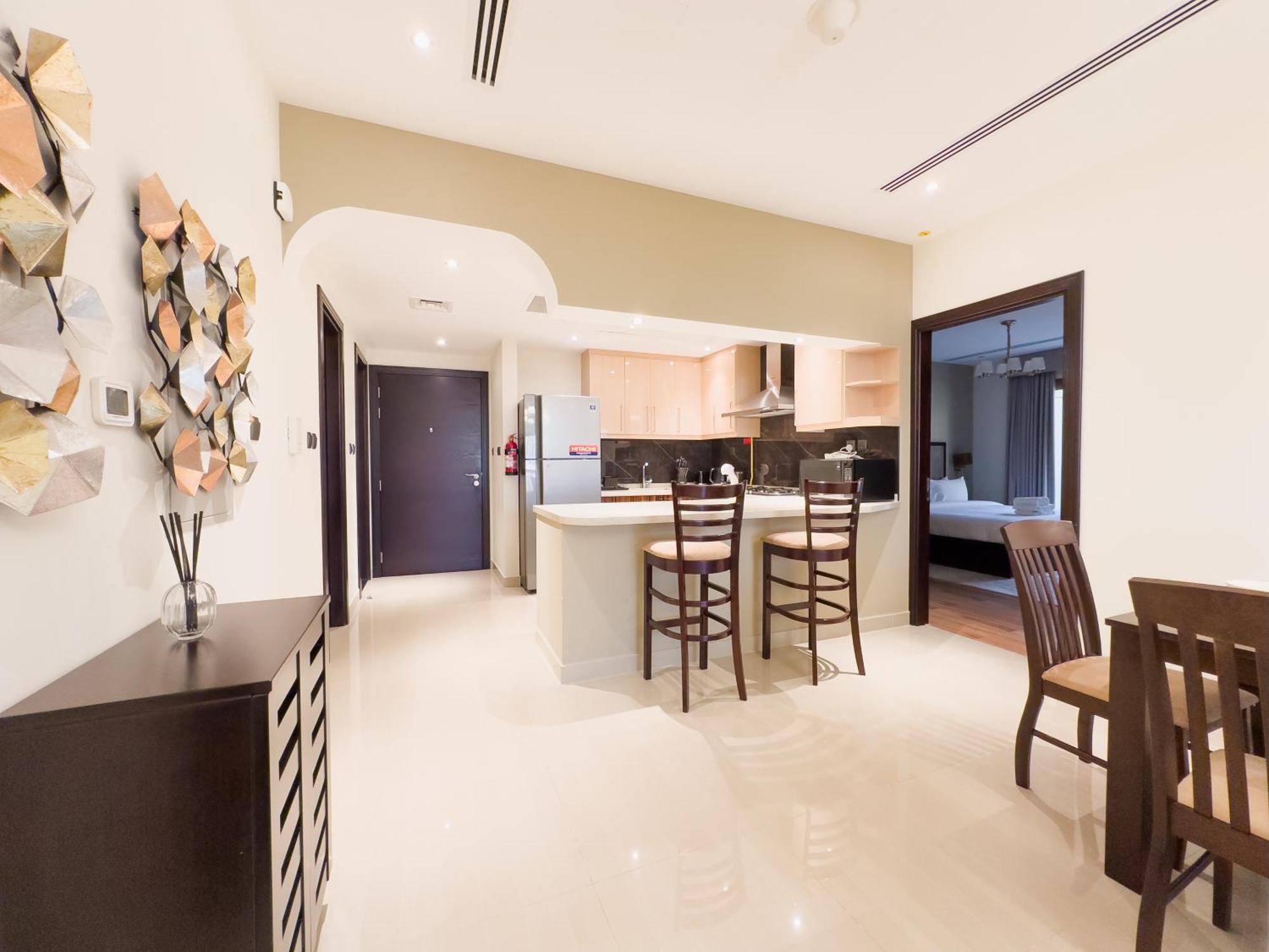 Prime 2br With Burj Khalifa & Canal View - 20ab16 Apartment Dubai