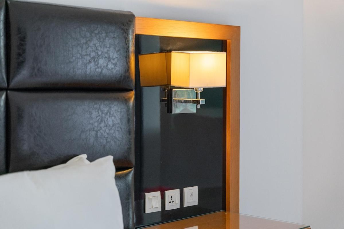 Modern Studio In Business Bay With Well Organized Space! *